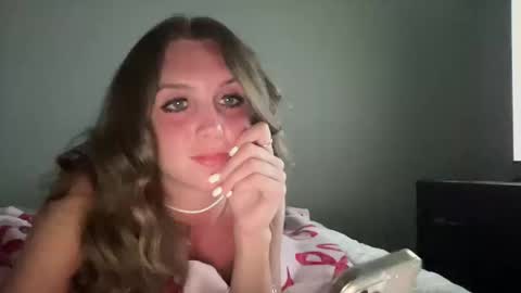 Paisley online show from October 9, 11:20 pm