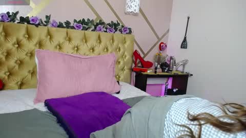 Paloma  online show from March 1, 10:02 am