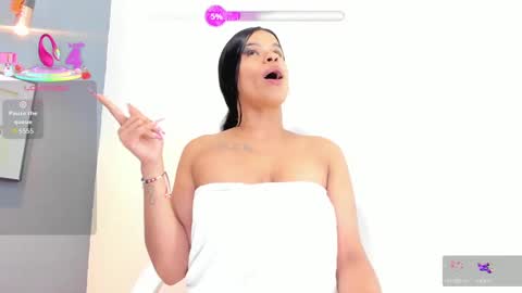 Snapshot of pamelaflores chatting on October 21, 12:36 am Pamela online show from October 21, 12:36 am