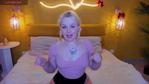 Pamella online show from January 18, 1:19 am