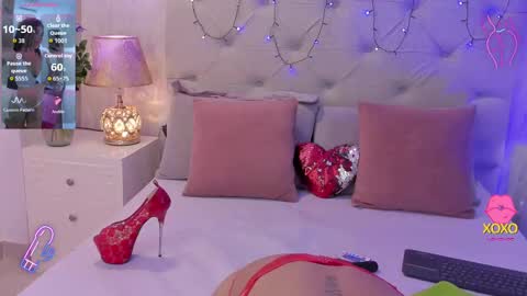 Snapshot of pamelamiler_ chatting on September 27, 2:24 pm TELL ME PAMELLA AND GIVE ME A GOOD GRADE ITS IMPORTANT online show from September 27, 2:24 pm