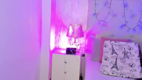 Snapshot of pamelamiler_ chatting on October 28, 12:22 pm TELL ME PAMELLA AND GIVE ME A GOOD GRADE ITS IMPORTANT online show from October 28, 12:22 pm