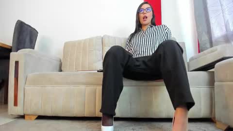 Snapshot of pamelanaughty_69 chatting on September 17, 2:04 pm PAMELA online show from September 17, 2:04 pm