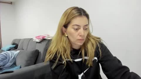 PAMELA QUEEN online show from September 30, 2:17 am