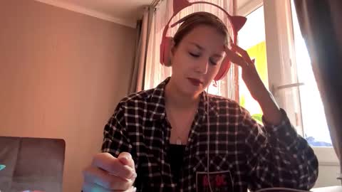 Linda online show from September 20, 7:06 am