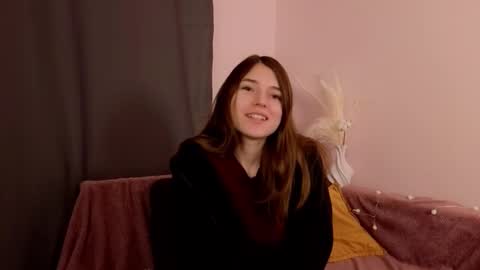 pamilarakestraw online show from November 2, 7:39 pm