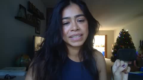 Snapshot of pancakepeachez chatting on December 18, 8:03 pm PancakePeachez online show from December 18, 8:03 pm