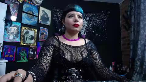 Snapshot of pandoragoddess chatting on February 11, 6:01 pm online show from February 11, 6:01 pm