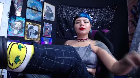 Snapshot of pandoragoddess chatting on February 5, 7:53 pm online show from February 5, 7:53 pm
