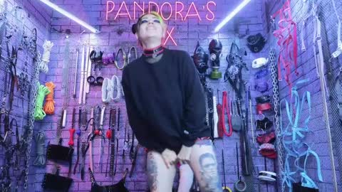 PandoraNez online show from January 14, 11:05 pm