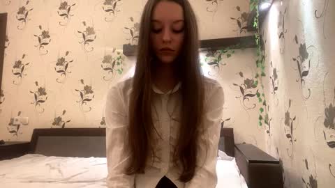 Snapshot of pantease_ chatting on October 21, 9:08 pm Kate online show from October 21, 9:08 pm