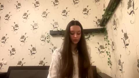 Snapshot of pantease_ chatting on October 18, 9:27 pm Kate online show from October 18, 9:27 pm