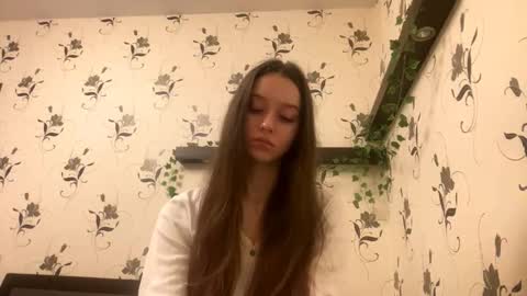 Snapshot of pantease_ chatting on September 13, 11:24 pm Kate online show from September 13, 11:24 pm