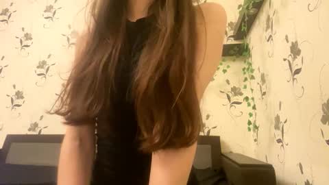 Snapshot of pantease_ chatting on October 30, 10:55 pm Kate online show from October 30, 10:55 pm