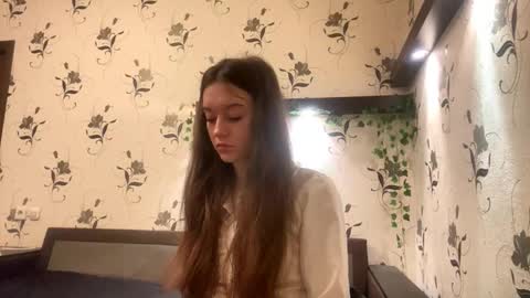 Snapshot of pantease_ chatting on September 18, 9:24 pm Kate online show from September 18, 9:24 pm