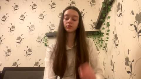 Snapshot of pantease_ chatting on September 16, 8:28 pm Kate online show from September 16, 8:28 pm