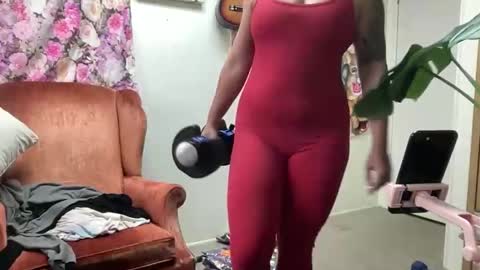 Snapshot of pantiesofthefae chatting on September 30, 4:12 pm Pantiesofthefae online show from September 30, 4:12 pm