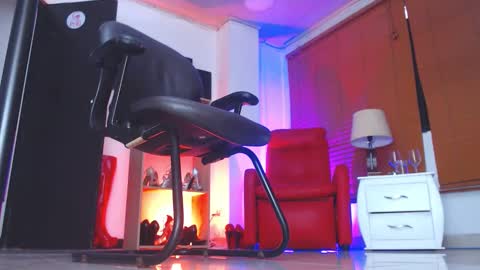 Snapshot of paola_xxt chatting on September 14, 11:19 am PAOLA  online show from September 14, 11:19 am