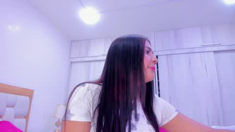 Paola  online show from January 12, 6:59 pm