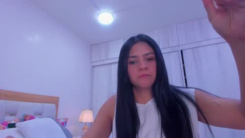 Paola  online show from January 16, 6:59 pm