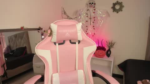 Paprika online show from October 22, 6:46 pm