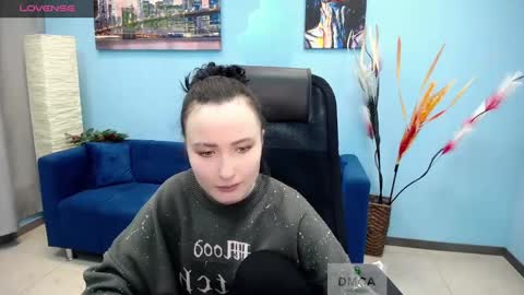 Louise online show from January 16, 11:04 am
