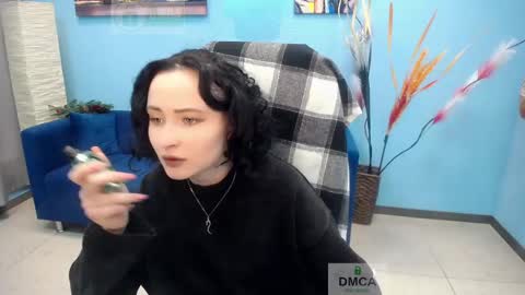 Louise online show from January 25, 8:10 am