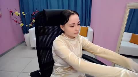 Louise online show from March 2, 10:26 am
