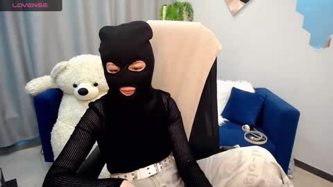 Louise online show from March 8, 6:41 am