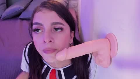 Taylor  online show from October 11, 9:06 pm