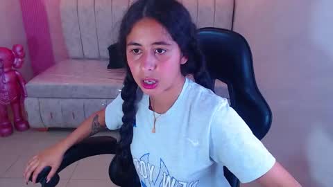 Snapshot of paris_1sub chatting on September 25, 5:55 pm Paris 1sub online show from September 25, 5:55 pm