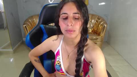 Snapshot of paris_1sub chatting on October 7, 1:37 pm Paris 1sub online show from October 7, 1:37 pm