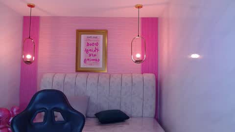 Snapshot of paris_1sub chatting on October 18, 5:15 pm Paris 1sub online show from October 18, 5:15 pm