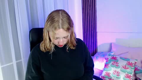 Lizz  online Monday to Saturday from 9pm to 5am Colombia time online show from January 17, 3:23 am