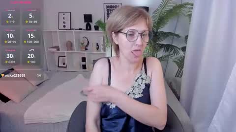 Paris online show from July 8, 6:21 pm