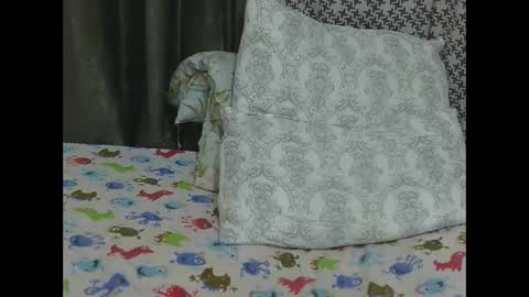 Snapshot of paris_esq chatting on October 25, 3:30 pm Paris online show from October 25, 3:30 pm