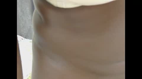 Snapshot of paris_esq chatting on October 17, 11:52 pm Paris online show from October 17, 11:52 pm