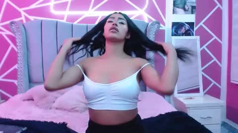 paris online show from January 28, 1:38 pm