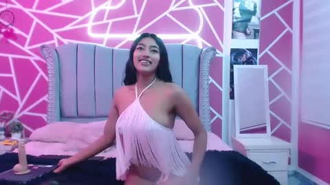 paris online show from January 30, 3:51 pm