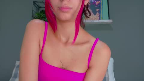 Snapshot of parisfox_ chatting on October 6, 12:00 pm PARIS online show from October 6, 12:00 pm