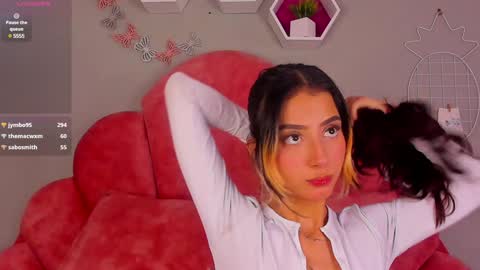 Snapshot of parisfox_ chatting on January 13, 7:31 pm PARIS online show from January 13, 7:31 pm