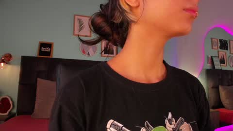 Snapshot of parisfox_ chatting on January 30, 7:37 pm PARIS online show from January 30, 7:37 pm