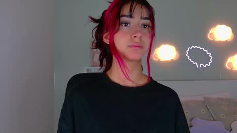 Snapshot of parisfox_ chatting on October 4, 12:00 pm PARIS online show from October 4, 12:00 pm