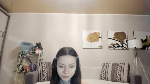 Snapshot of passionate_isabella chatting on September 15, 4:10 am Bella online show from September 15, 4:10 am