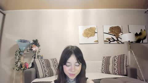 Snapshot of passionate_isabella chatting on September 12, 3:07 am Bella online show from September 12, 3:07 am