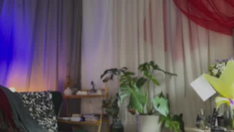 Snapshot of passionessa chatting on September 24, 8:46 am Call me Miss Alice Careful Passion Queen online show from September 24, 8:46 am