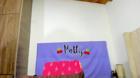 Snapshot of patty_m chatting on January 28, 12:00 pm patty online show from January 28, 12:00 pm