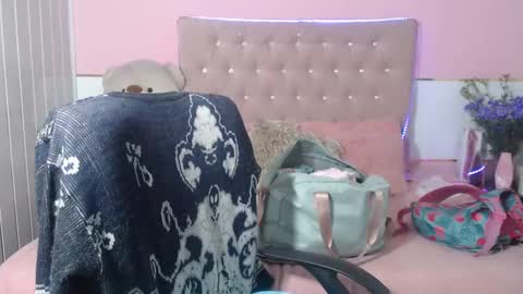 patty squirt87 online show from February 2, 2:59 am