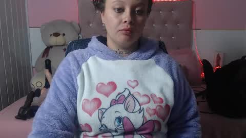 patty squirt87 online show from December 31, 2:29 am