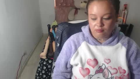 patty squirt87 online show from November 4, 3:00 am